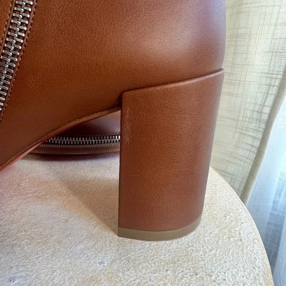 Christian Louboutin CL Zip Charm Chestnut Brown Ankle Booty 70 Calf Leather - Picture 7 of 14